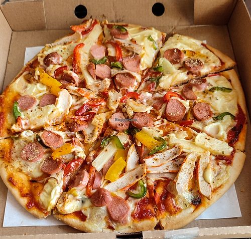 Hawaiian at Yes Vegan in Pattaya