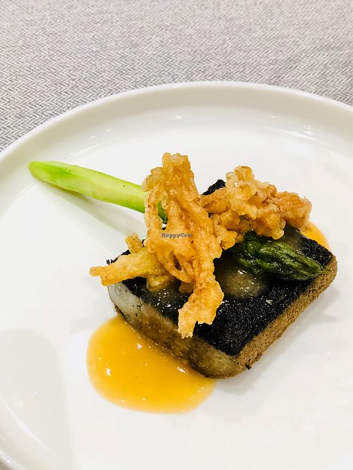 Charcoal Beancurd with Golden Oyster Mushroom at elemen 元素 - HarbourFront in Central Singapore