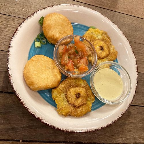 Appetizer at Peanuts Fresh Market Cafe in Kralendijk