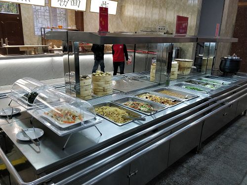 Buffet station 2 at WuGuanTang WanYuanZhai in Fuzhou
