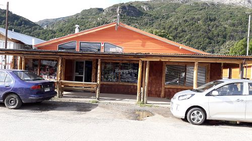 Front (no sign!) at Mini Market in Futaleufu