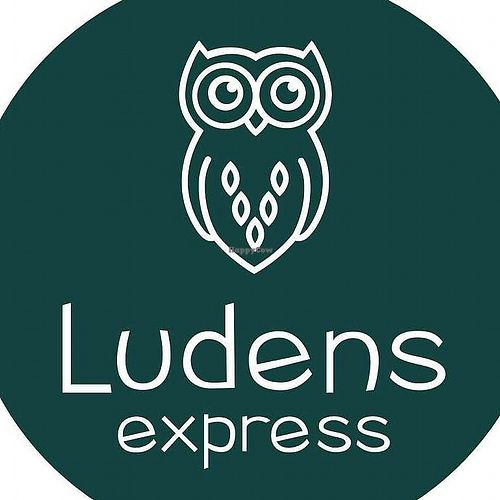 Logo at Ludens Express in Raanana