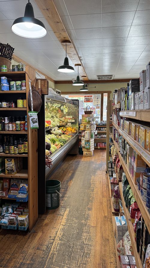 Grocery  at Camas Organic Market & Cafe in Hot Springs