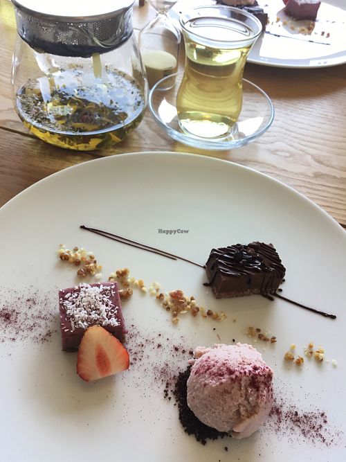 assortiment de petits desserts at Hikari Shokudo in Nasushiobara