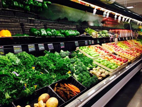 More produce at MOM's Organic Market in Washington