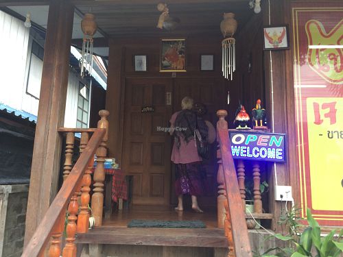 Front of restaurant at Waengbun Lampang in Lampang
