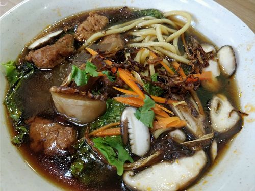 红烧面  at PineGreen Fusion in Northeast Singapore