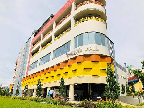 Marsiling Mall Building 
Photo credits to Cheryl  at 3 Veg Rice - Marsiling Mall in North Singapore