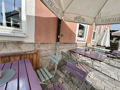 outside seating  at Patchwork Food & Bar in Kulmbach