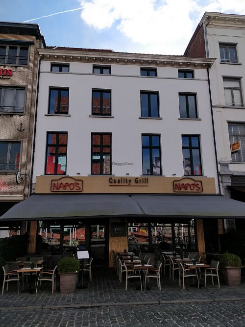 Restaurant front at Napo's Quality Grill in Antwerpen