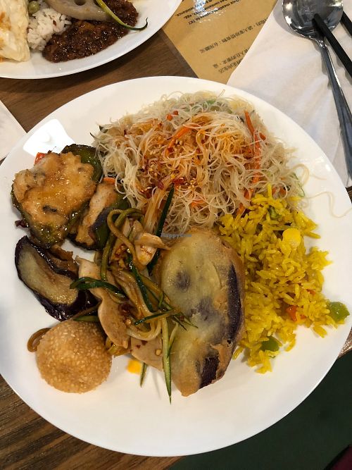 fried rice vermicelli at Simple me 素來素往 in Kowloon