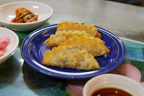 kimchi dumplings at Oh Se Gae Hyang - 오세계향 in Seoul