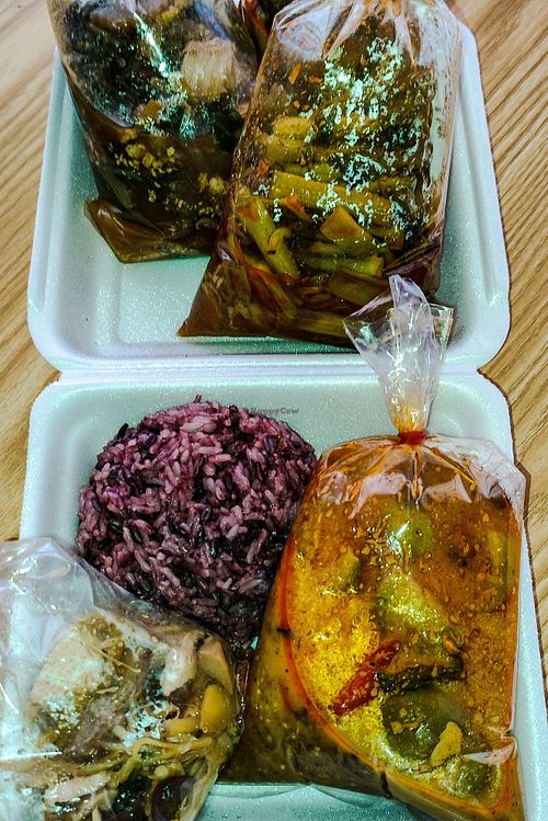 Take Away/Carry Out at T&I Tien Sin in Pattaya