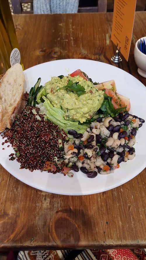 Salada de quinoa vermelha at Le Pain Quotidien - Bela Vista in Sao Paulo