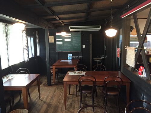 Extended seating area at Ritz'n in Tsukuba