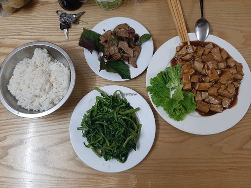 on demand cooking at Loving Hut - Hoang Kim in Hanoi