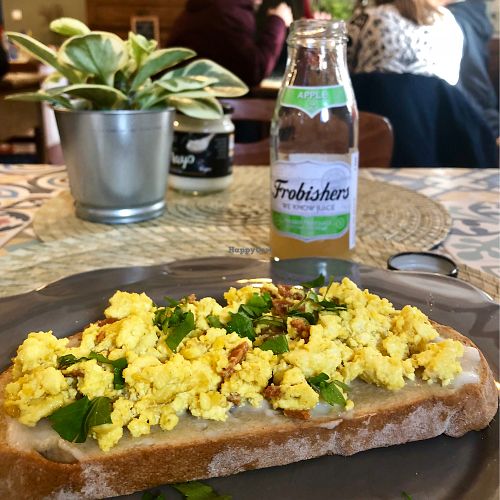 Scramble tofu bruschetta  at Dona Flor Cafe in Lisbon