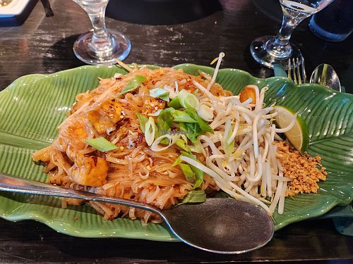 Pad thai with tofu, no egg at Bai Tong Restaurant in Redmond