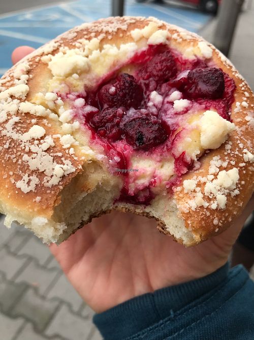 Hot raspberry and custard roll at Zaczyn in Krakow
