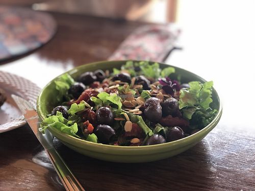 Salad at Soul Vegan in Aguas Da Prata
