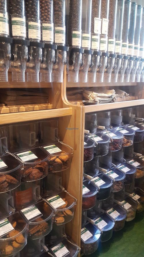 Grains, flour, bread, nuts at Løs Market - Vesterbro in Copenhagen