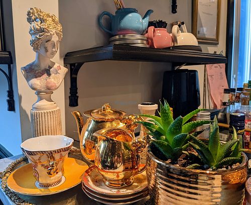 Tea set, possibly decorative at The Vanitea Room in Ottawa