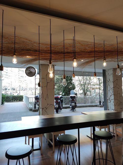 Inside dining room at Alive in Barcelona