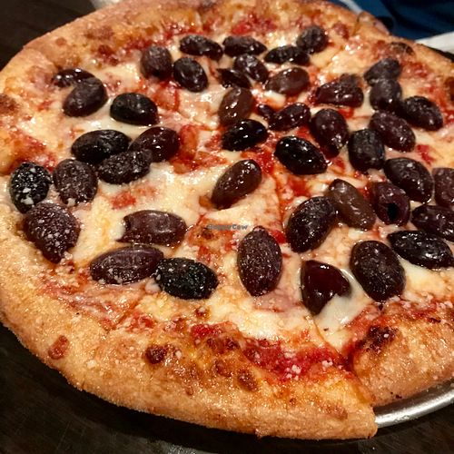 Kalamata olive pizza (vegan cheese and crust available) at Tomato Bar Pizza Bakery in Valparaiso