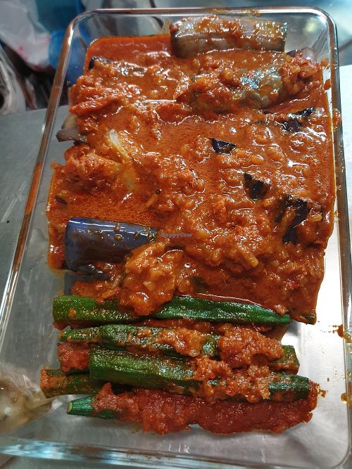 Sambal eggplants and lady finger👍 at Yuan Yuan 圓緣素食 - Chinatown in Central Singapore