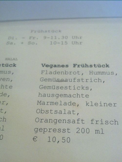 Breakfast at Aniis in Frankfurt