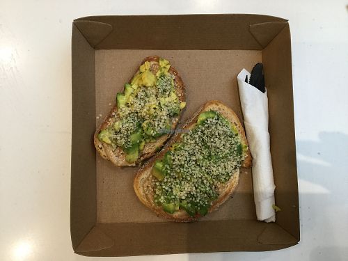 avocado on toast at Acai Brothers in Chermside