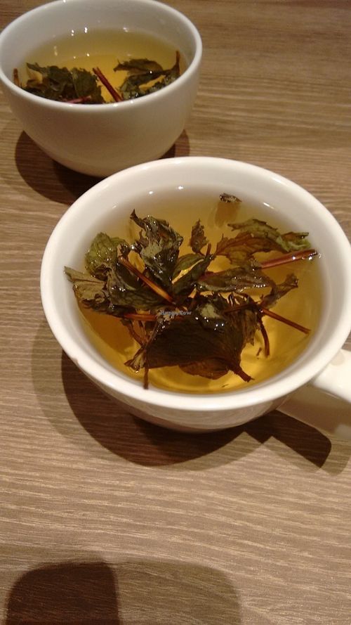 Organic mint tea at Genesis 创世界素食馆 in Central Singapore