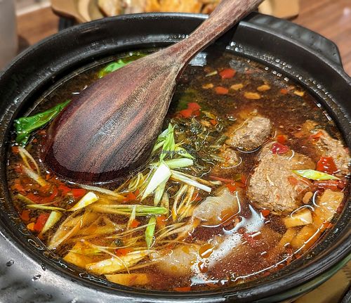 Braised three treasures vegan beef noodle soup #Veganuary at DeliSoys - Shàng Shàn Dòu Jiā 上善豆家 in Taipei