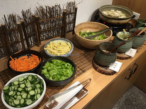 Salad bar: salad and tofu spread at DeliSoys - Shàng Shàn Dòu Jiā 上善豆家 in Taipei
