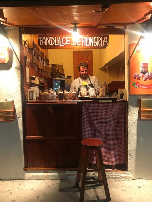 Hole in the wall. Easy to miss.  at Rollito dulce de Hungria in Playa Del Carmen