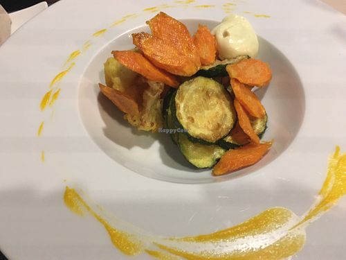 Vegetable tempura at Apriti Sesamo Cucina Naturale Bioenegetico in Parma
