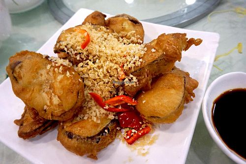 Egg plant in batter at Three Virtues 三德食品 - Jordan in Kowloon