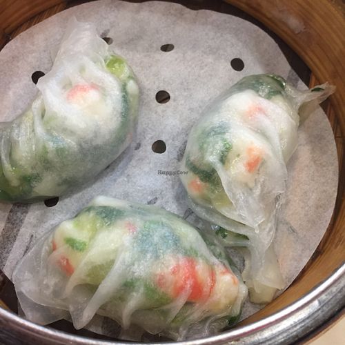 Steamed veggie dumplings  at Three Virtues 三德食品 - Jordan in Kowloon