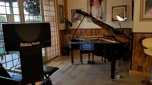 Piano at The Sun Vegan in Fountain Valley