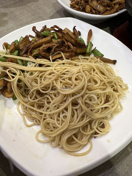 Mee sua with fried mushrooms 8/10  at Souper Tang 汤师父 - Paradigm Mall in Johor Bahru