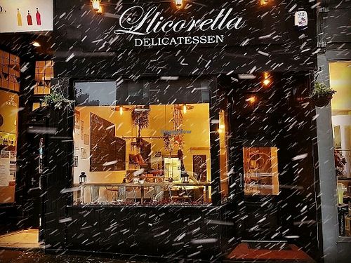 snow at Llicorella Delicatessen in Glasgow