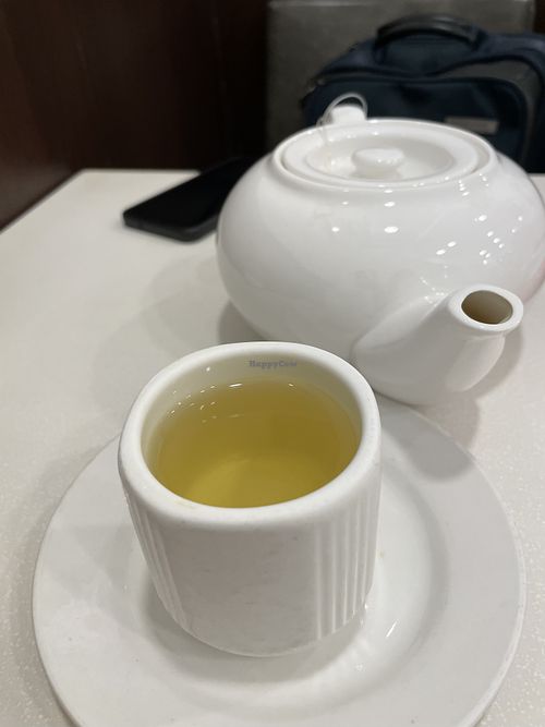 Japanese green teaa  at Sino Vegetarian Restaurant 大中華素食 in Kowloon