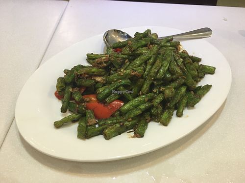 Stir-fried green beans at Sino Vegetarian Restaurant 大中華素食 in Kowloon