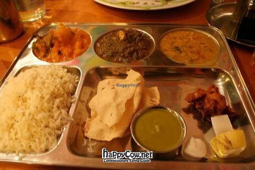 Thali plate at Juicy Jones - Cardenal in Barcelona