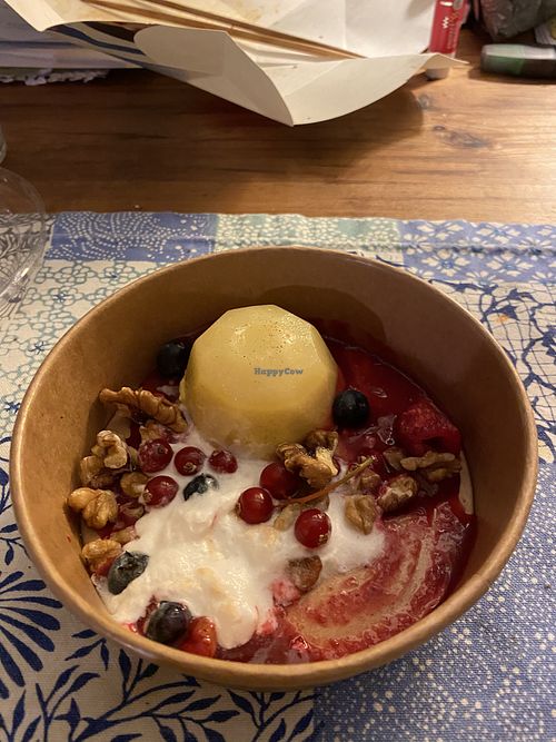 Dessert vegan at Marclee in Paris