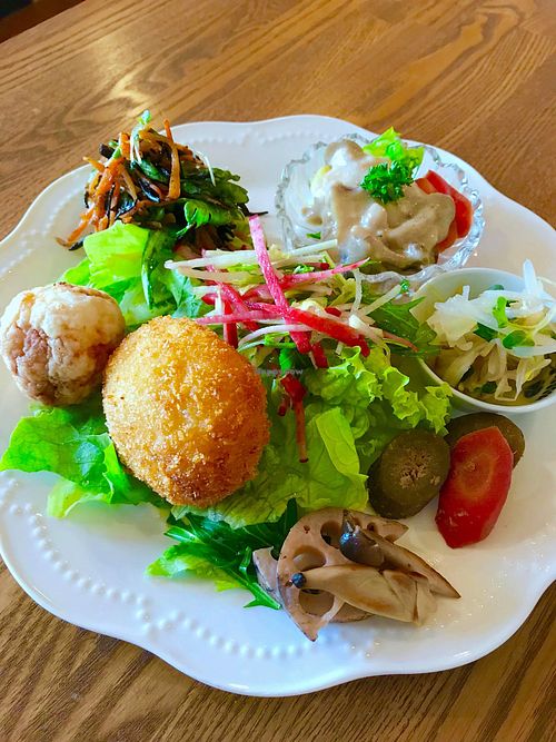 Set at Oteate in Nagoya