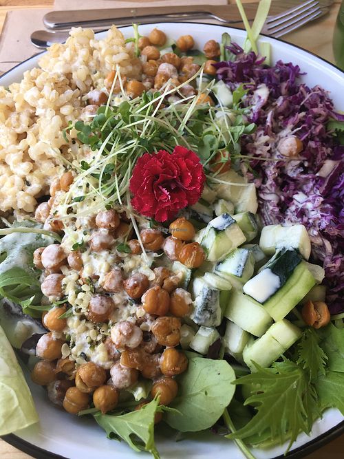 Crispy croutons salad at Eight - The Health Lounge in Lisbon