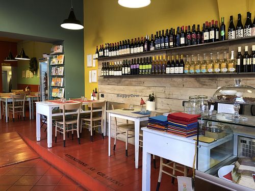 The hall at Bistro Verdepaglia in Forli