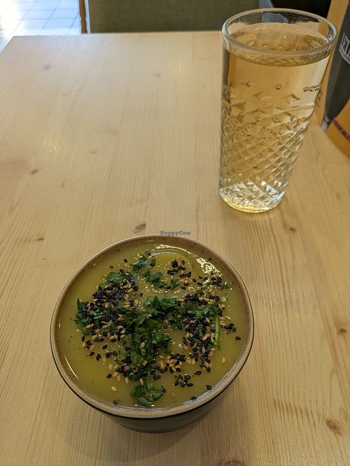 Zucchini and sweet potato soup at O Macrobiotico in Porto