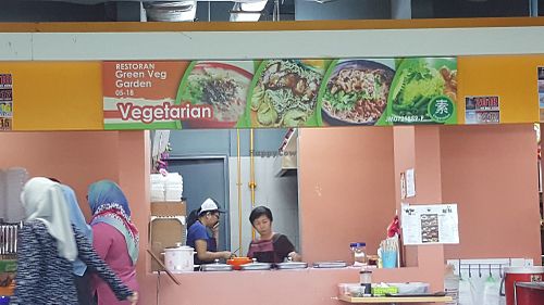 Located on the 5th floor food court of Menara Landmark at Ye Shan Vegetarian Corner 億膳坊素食中心 in Johor Bahru